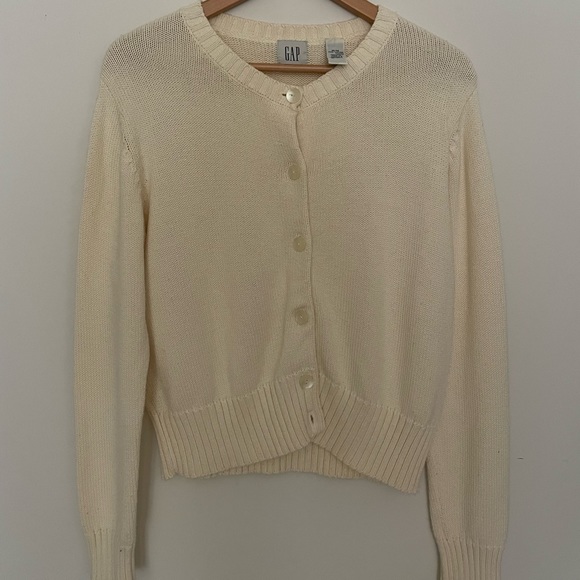 Beige knit sweater - Picture 1 of 2